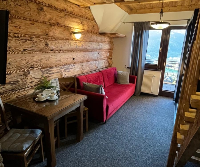 apartament z antresolą